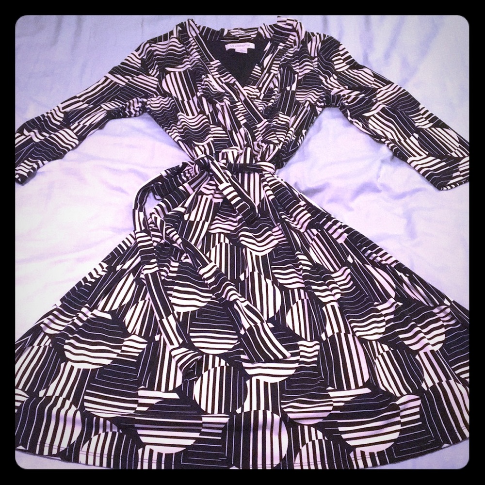 Liz Claiborne Knee Length Dress